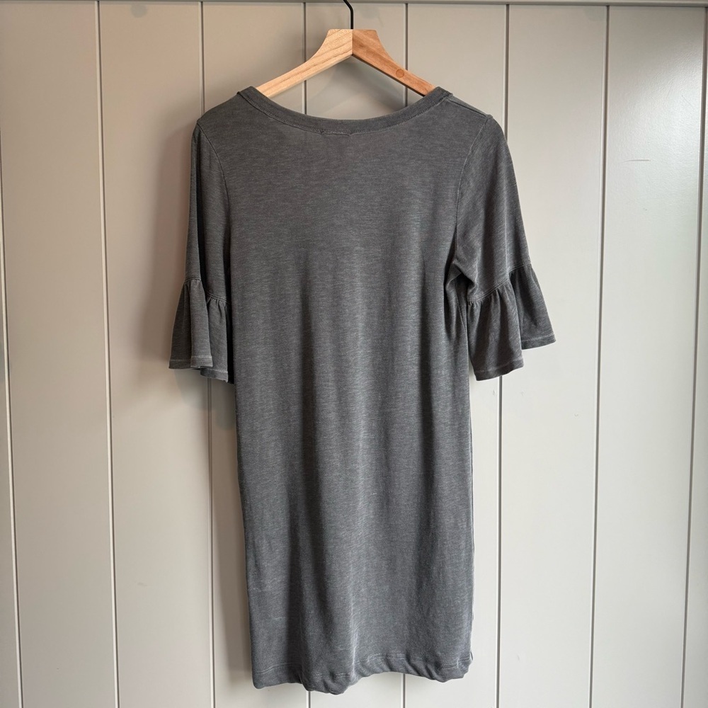 Splendid Gray Bell Sleeve Shift Dress XS Casual T-Shirt Dress Soft Knit - Picture 5 of 10